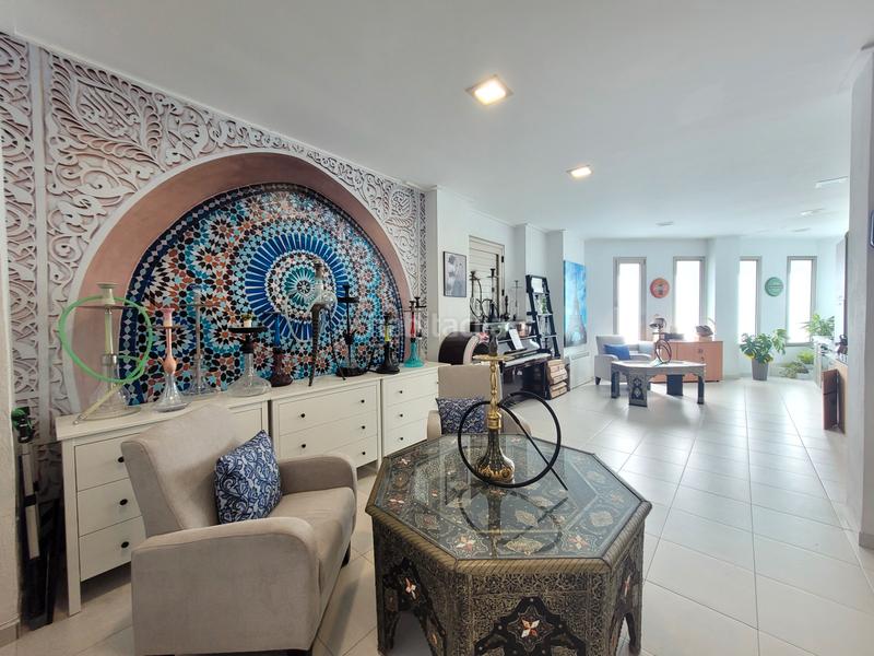 Foto e27e2a9d-430d-4b0d-985a-4f485bc977c6. House with fireplace heating parking pool in Monserrat