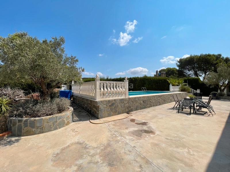 Foto 6ea4dc0c-f5fc-45ca-8181-9c98e81b0e42. Xalet a n/a a Monserrat