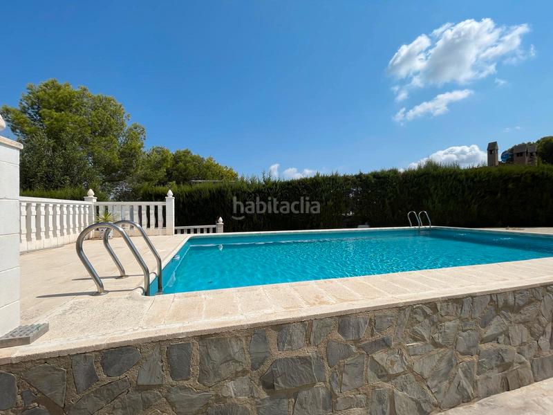 Foto ab7067dc-35f0-49c7-84e9-a881f89d796a. Xalet a n/a a Monserrat