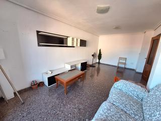 Etagenwohnung in Turís