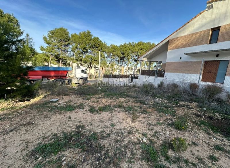 Foto f69e0995-b39f-4a01-abe1-8902ec30afa0. Terreny residencial a Centro Chiva