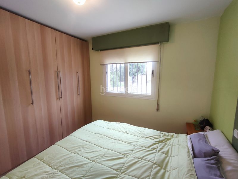 Foto 565c230d-ab04-4efc-841f-71af4abff47c. Chalet with fireplace parking pool in Montroi / Montroy