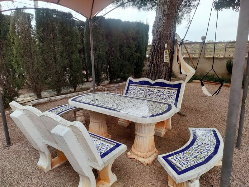 Foto affaf4b1-5a0e-47f7-8ad3-ce16121fc84a. Chalet with fireplace parking pool in Montroi / Montroy