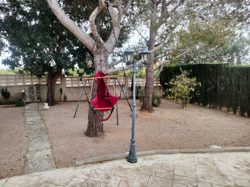 Foto efc9baf0-ca9c-4c7d-82ea-d084ae110ce4. Chalet with fireplace parking pool in Montroi / Montroy