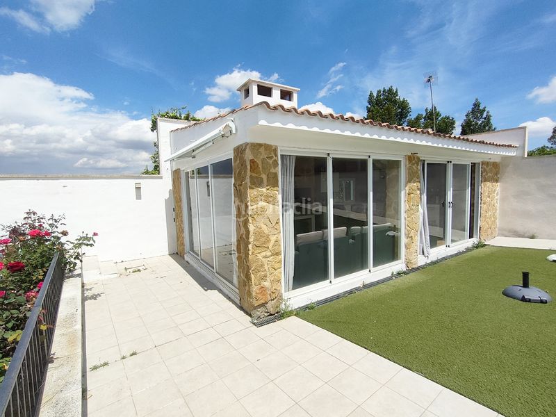 Foto ada9e753-9d66-41aa-895b-04828e2b4b48. Chalet en Turís
