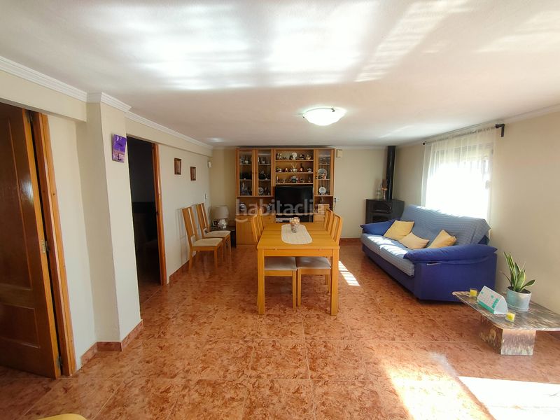 Foto cf1540f1-ea5f-42bc-8fc1-30f27bc6aa32. Chalet en Turís