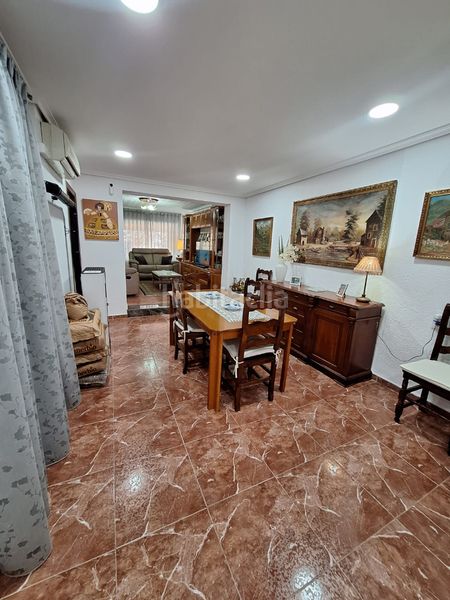 Foto 29031ede-f60c-4d5f-8bca-2468d43fc1b2. Casa amb xemeneia aparcament a Turís