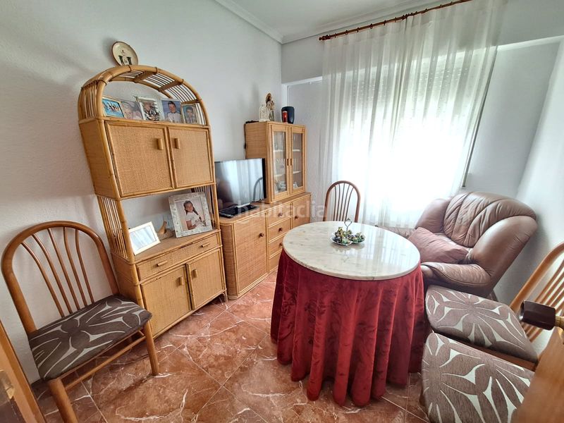 Foto 78b7d2f3-3af7-40a6-932a-9588d0643016. Casa amb xemeneia aparcament a Turís