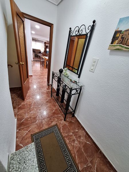 Foto f4448dac-288f-42e7-b3af-b0b1409f896d. Casa amb xemeneia aparcament a Turís