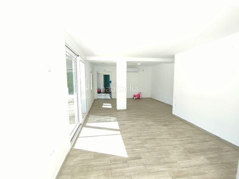 Foto c4bef9a4-7389-445f-8d29-31ac5a28fad2. Chalet en Turís