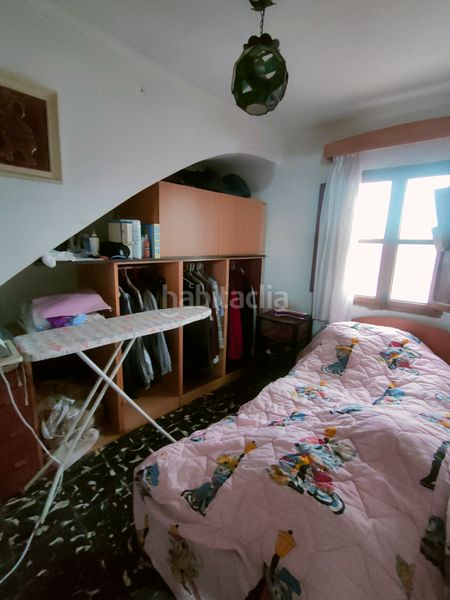 Foto 5f719e3b-66c4-4d84-8569-8e772bf26b23. Casa amb xemeneia a Monserrat