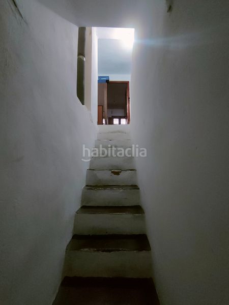 Foto 69deefb5-c1c2-4bff-a71a-57b52dce03e2. Casa amb xemeneia a Monserrat