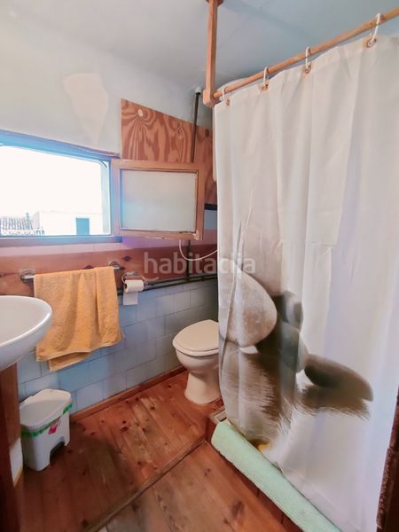 Foto 910de6d4-714a-443d-9adf-e6462e645dd1. Casa amb xemeneia a Monserrat