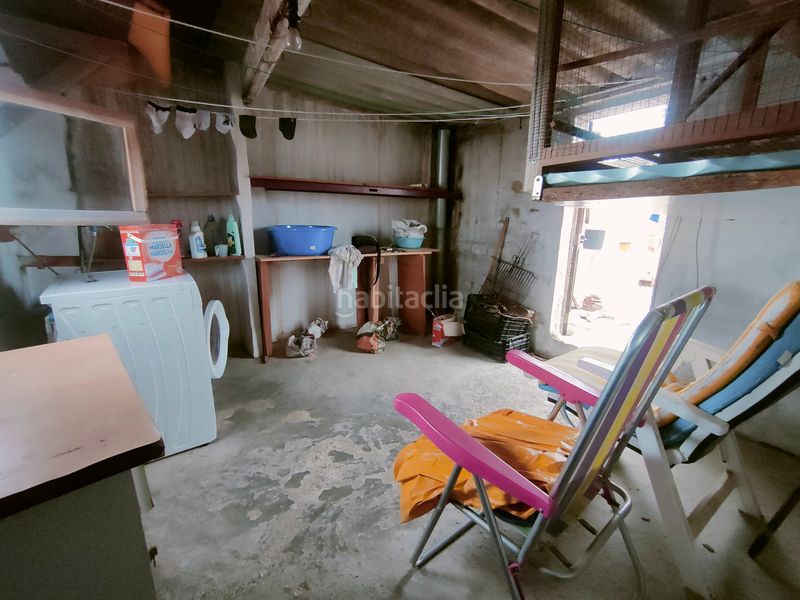 Foto c0fcc10e-6b3a-42d6-853f-fd4d9738972c. Casa amb xemeneia a Monserrat