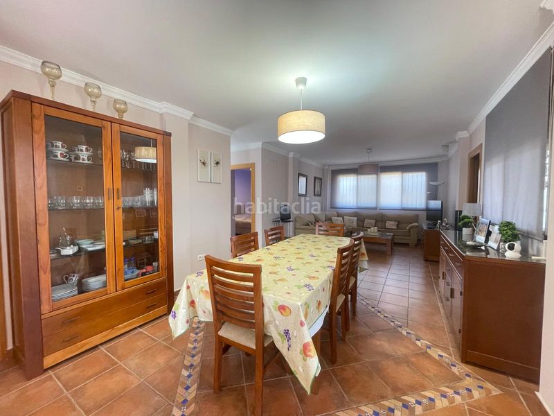 Foto bbdbd8aa-b319-47ba-9933-1ad9655940e3. Chalet en Catadau