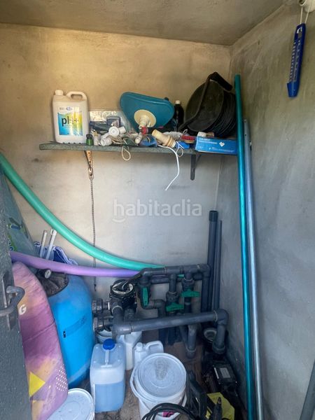 Foto c0fb1ceb-95af-4eaa-82d5-b2a2a8f6fdca. Xalet amb xemeneia piscina a Pedralba