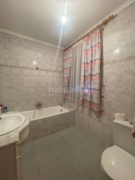 Foto f1174e18-58fc-428b-a96c-0d243f6ce858. Xalet amb xemeneia aparcament piscina a Turís