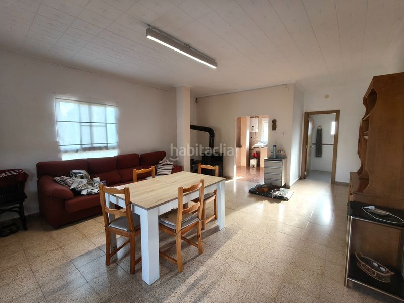 Foto 9ba03dea-5d45-42b4-910a-ebe0ff245c6e. Chalet en carrer vicent vidrier gimenez 33 en Turís