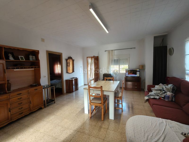 Foto a3d615b9-a1b4-4a89-8588-bc76ad956ae7. Chalet en carrer vicent vidrier gimenez 33 en Turís