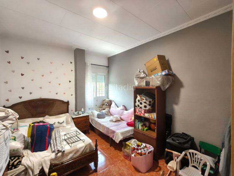 Foto c3b5738b-92b2-4ce9-9b79-7c7b8cbbd544. Chalet en carrer vicent vidrier gimenez 33 en Turís