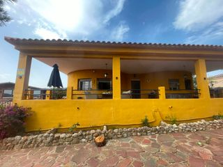Chalet in Turís