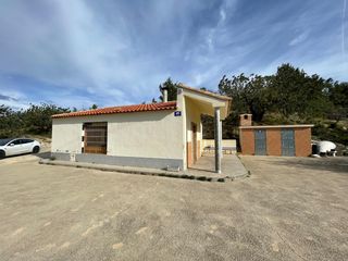 Chalet in Buñol