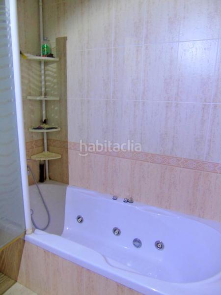 Foto fbdd2c55-b2a6-47b2-bd93-16ce1e03a276. Piso estupendo piso con patio en Canals