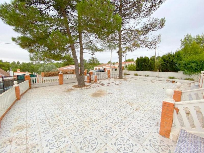 Foto bc5fde15-58b7-47b1-aaf2-c3caae795dc7. Xalet amb aparcament piscina a Moixent