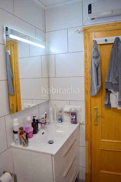 Foto f6a4db54-4b2b-4347-9640-b73f1ebdc526. Xalet amb calefacció aparcament piscina a Moixent