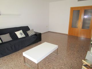 Miete Etagenwohnung in Moixent. Piso de alquiler en mogente