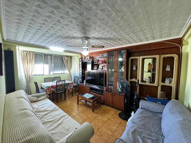 Foto 403877af-60ab-493c-8215-61ae3d7d2f5a. Appartement dans Barrio Benicalap Valencia