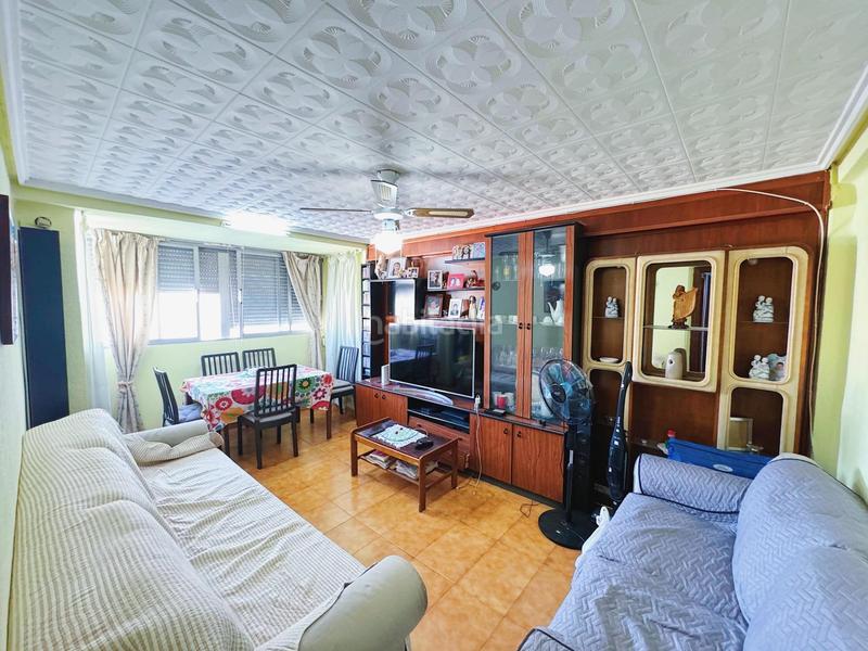 Foto 6a357415-8a37-4b7d-aa7a-624751dae705. Appartement dans Barrio Benicalap Valencia