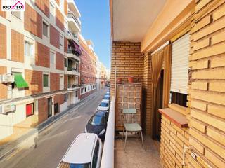Appartement  Calle san roque. 100xto presenta en exclusiva acogedor e increíble piso esquinero