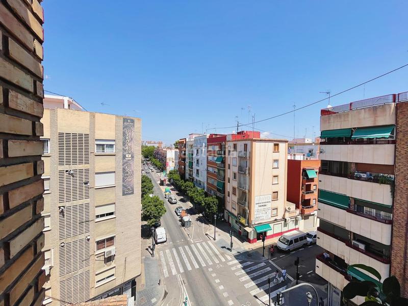 Foto 66b6e484-4310-41a1-b559-83b5e8a52de4. Piso 100to presenta en exclusiva vivienda en benicalap en Valencia