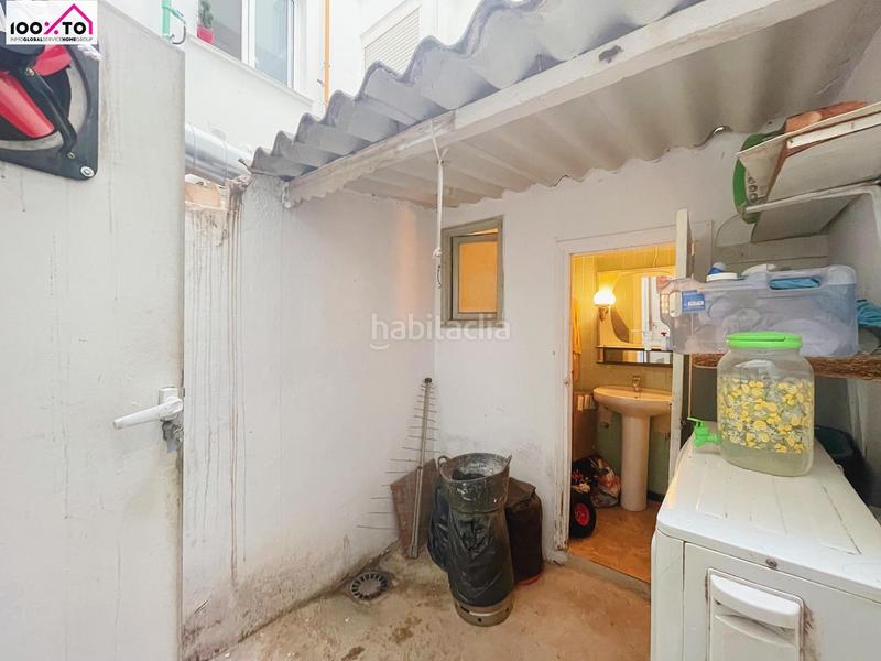 Foto 693c1190-5767-4261-96b2-8a19a131298e. Local commercial dans Barrio Benicalap Valencia