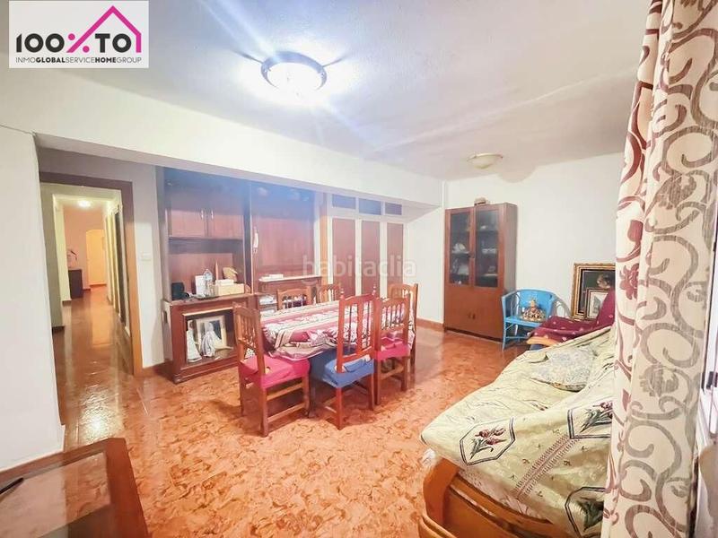 Foto 3dfc2dc9-b4f3-4bf2-a8b7-8f4263241135. Appartement dans Barrio Benicalap Valencia