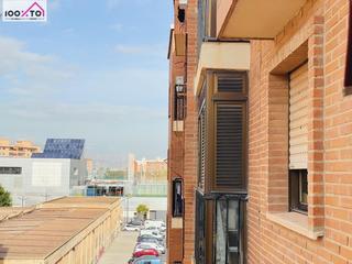 Appartement à Barrio Benicalap. 100to presenta en exclusiva este increible piso en benicalap!