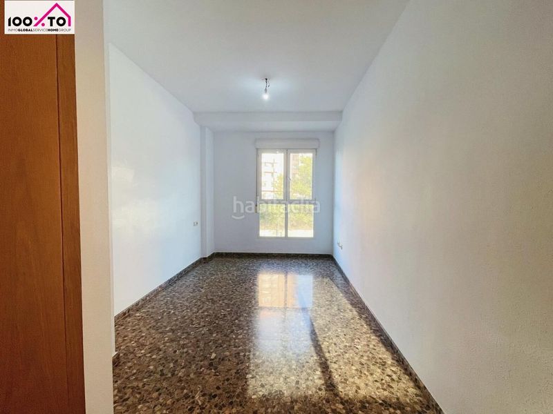 Foto ad059ec8-f0eb-4337-9dd3-3e3c85f62714. Pis amb aparcament a Valterna Paterna