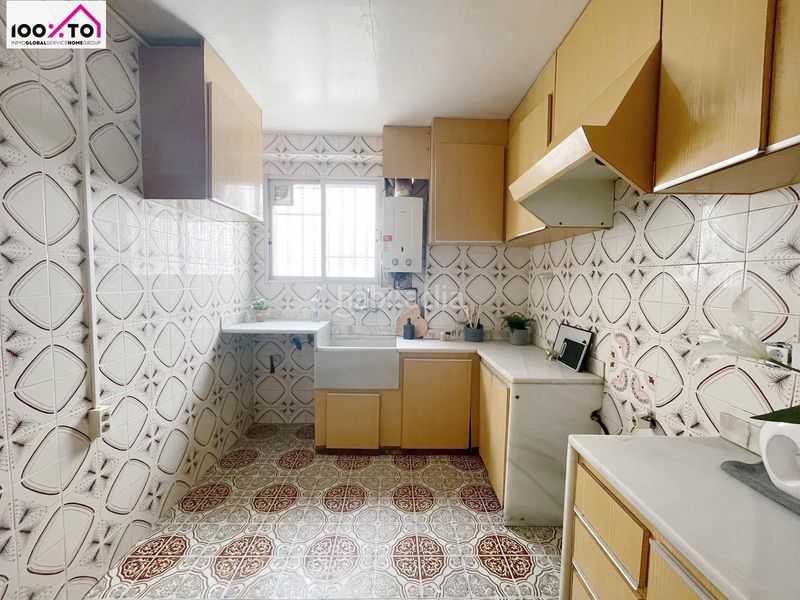 Foto f5810434-35fa-4ad3-904e-7a915e4feea2. Pis a Barrio Benicalap Valencia