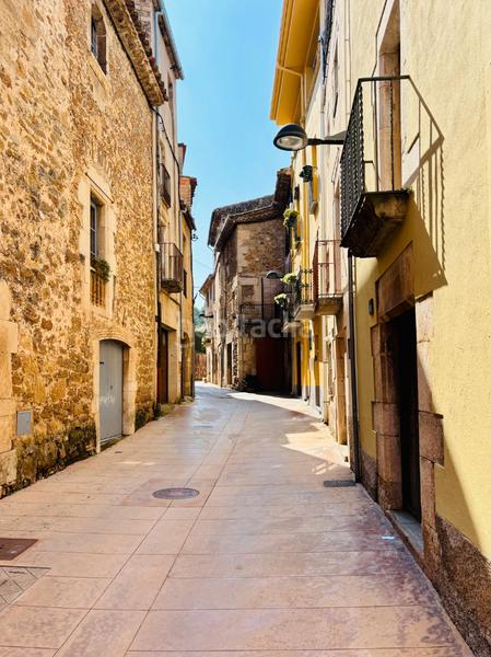 Foto eee68baa-6a5b-47a1-be2f-bf1922fe62ca. Casa preciosa con en encanto super especial en Celrà