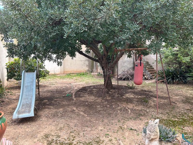 Foto c6d89418-ac0b-4207-8581-b5245c89e41b. Terreny residencial a carrer eres altes 29 a Riba - roja de Túria