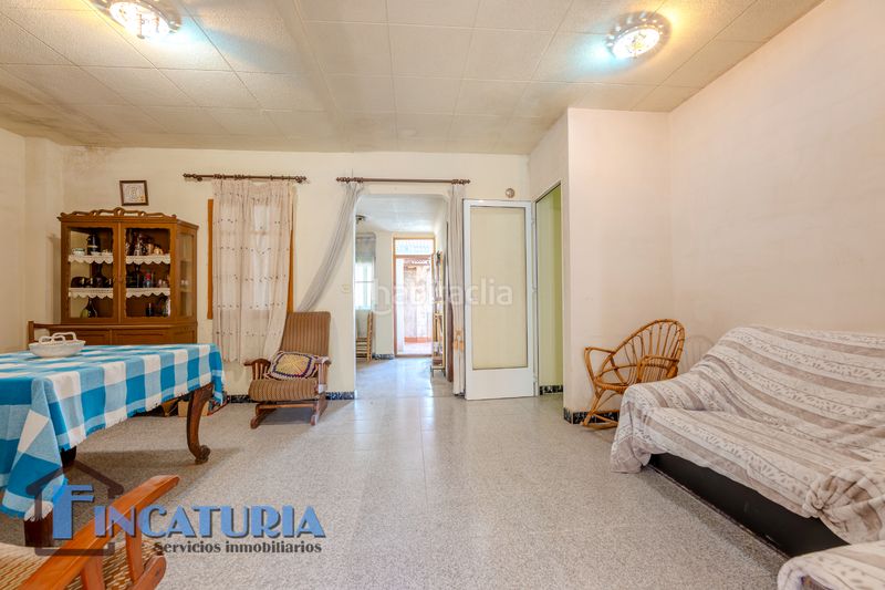 Foto 7bc48f37-a819-4ce0-86c5-6e17e4401785. Casa en calle de san roque 34 en Chilches
