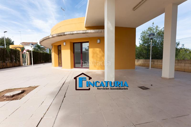 Foto 3b998eb7-b082-4b6a-841b-59f45034e908. Xalet amb aparcament piscina a Riba - roja de Túria