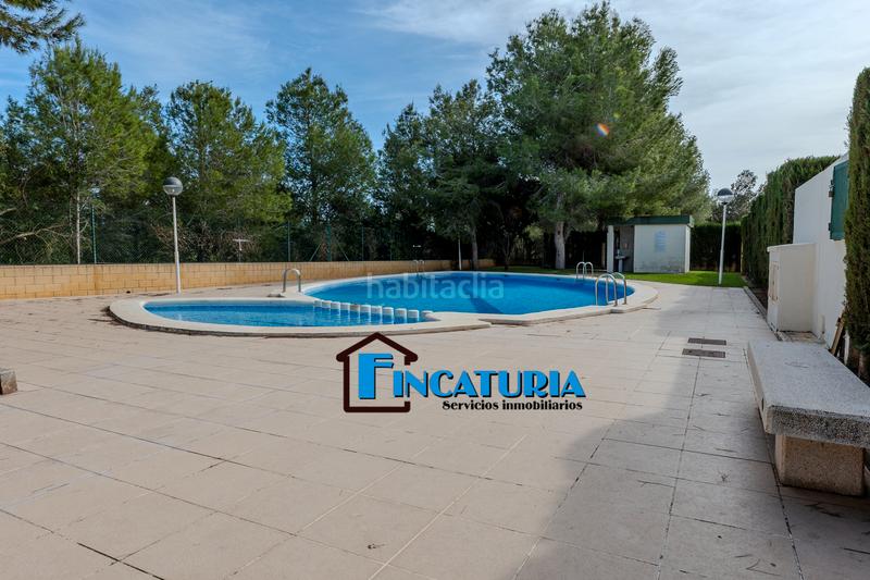 Foto c723518e-b95d-437c-916c-66eab8626b82. Xalet amb aparcament piscina a Riba - roja de Túria
