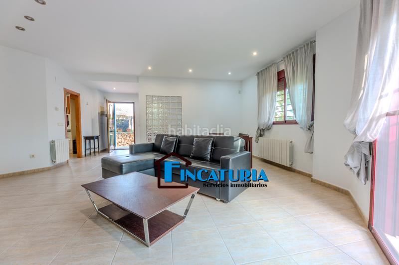 Foto ed6c8b0a-e799-4217-ab84-32e9f1920b82. Xalet amb aparcament piscina a Riba - roja de Túria