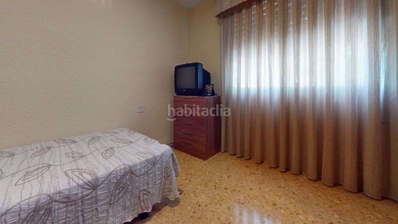 Foto b1a2d031-3ba6-4867-8ed7-6b168ef36192. Pis amb aparcament a Riba - roja de Túria