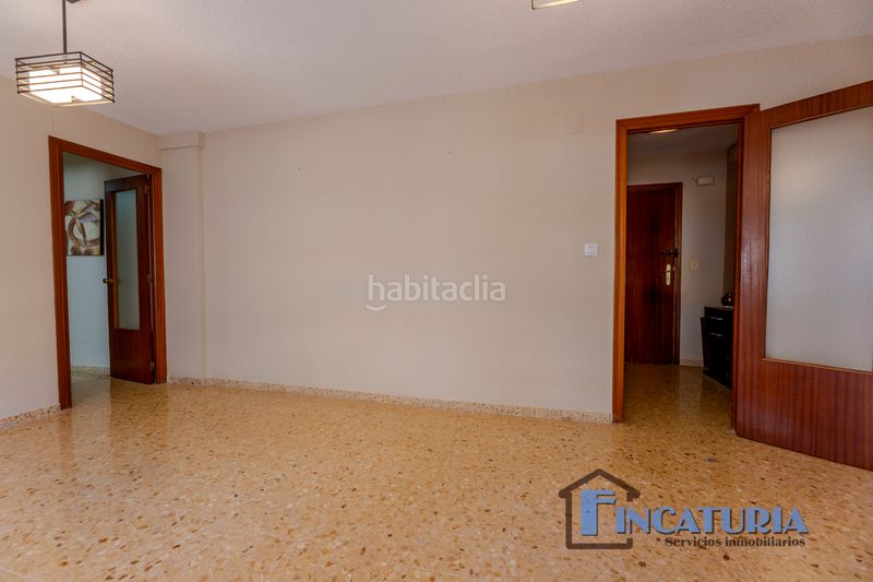 Foto ce189888-9c9d-4cc5-bf4c-ad23653c3f9c. Pis amb aparcament a Riba - roja de Túria