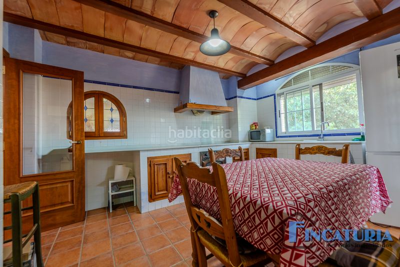 Foto 1c83e1ae-59d7-41dd-97dd-532e7ebf8c71. Casa amb calefacció aparcament a Riba - roja de Túria