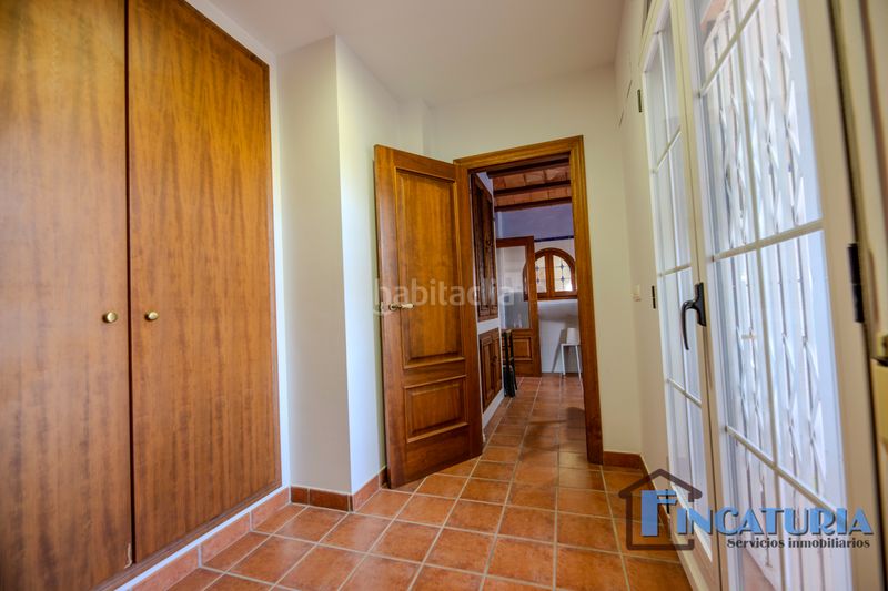 Foto 7572f830-67ea-4f35-b0aa-c917f5107566. Casa amb calefacció aparcament a Riba - roja de Túria