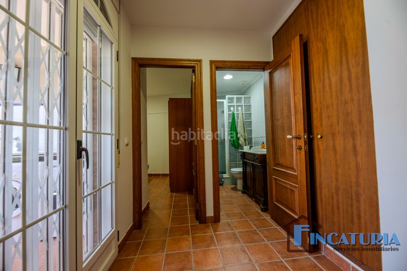 Foto f839da67-2f23-4758-9ef9-3bfb2a252e36. Casa amb calefacció aparcament a Riba - roja de Túria